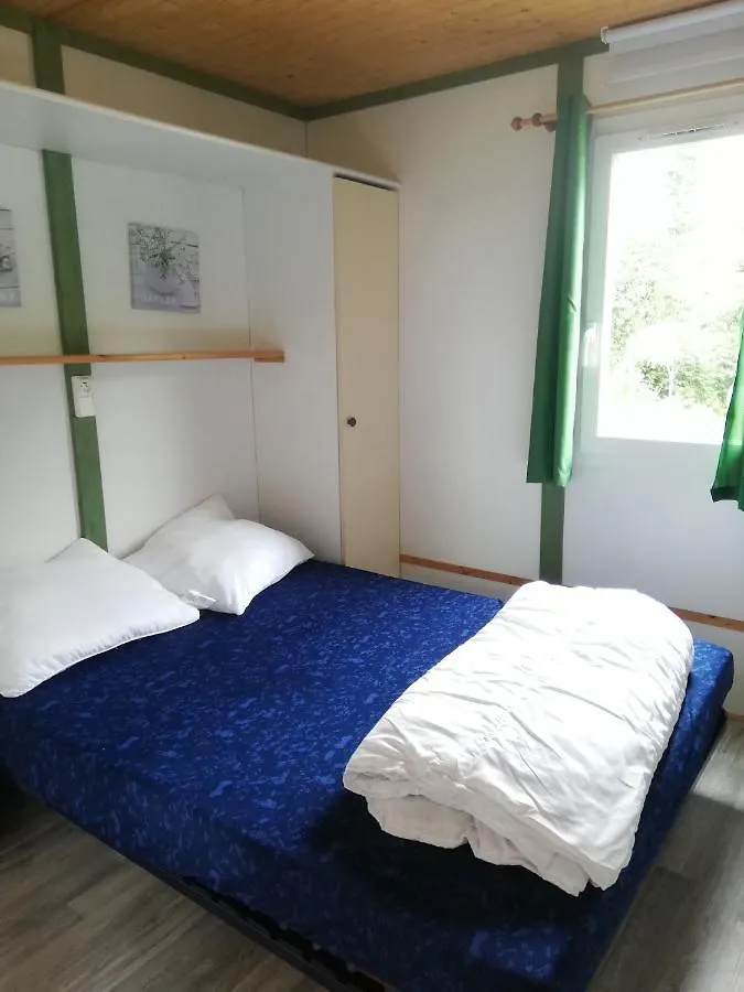Camping Les Pieds Dans L'Eau Hotel Crozon