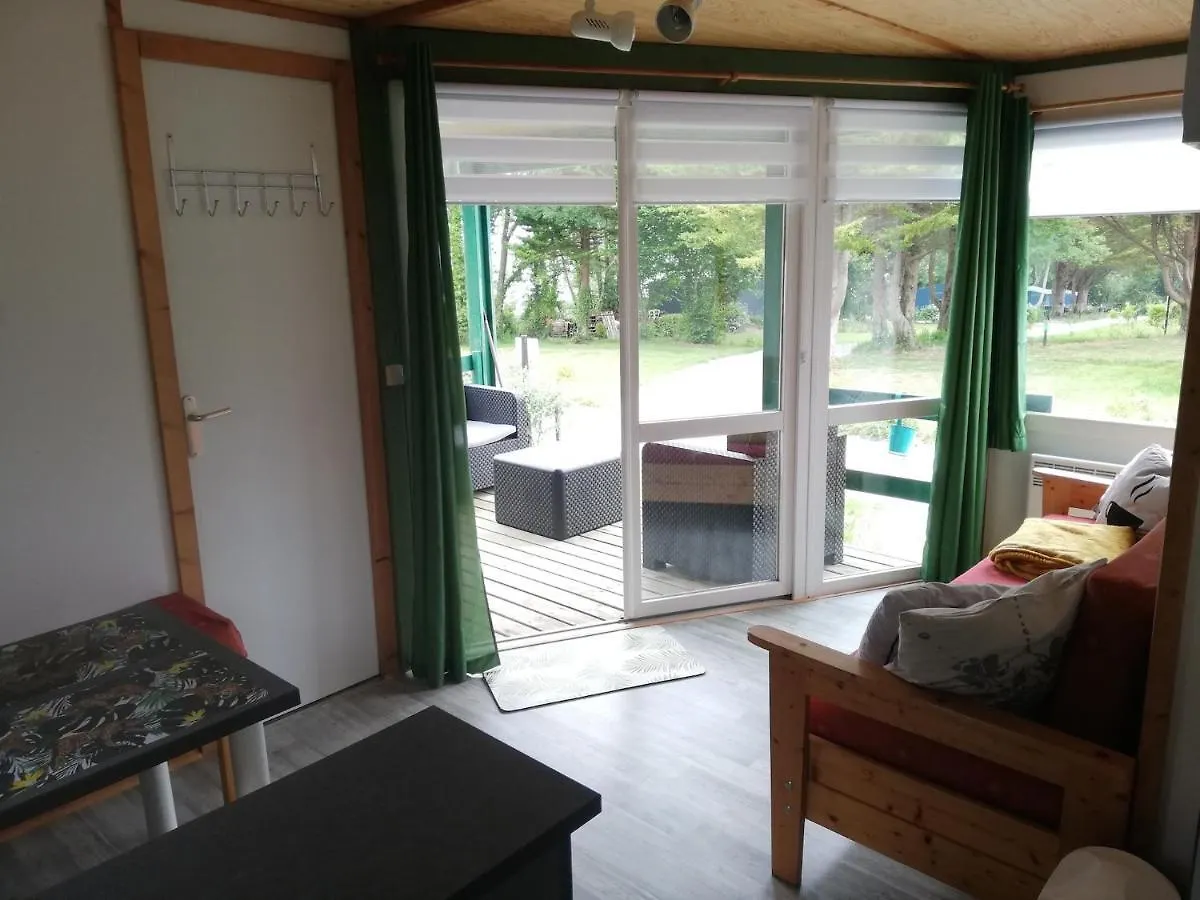 Camping Les Pieds Dans L'Eau Hotel Crozon